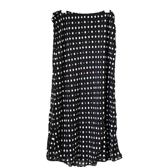 Flirty polka dot maxi/midi skirt - Picture 2 of 4